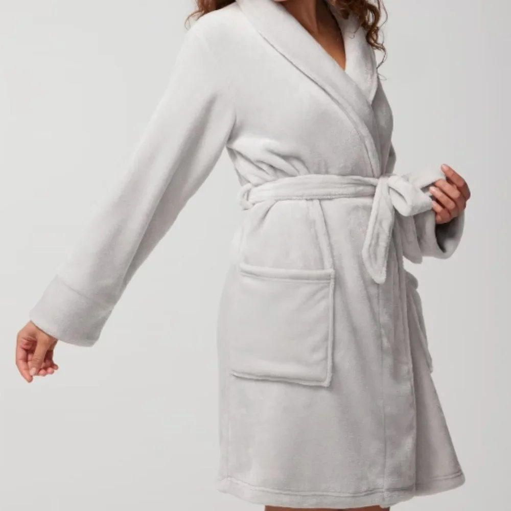 NWT Soma Plush Short Robe